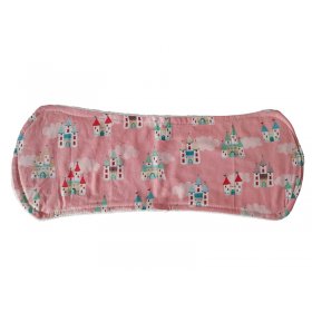 Paño lactancia precioso con estampados de castillos